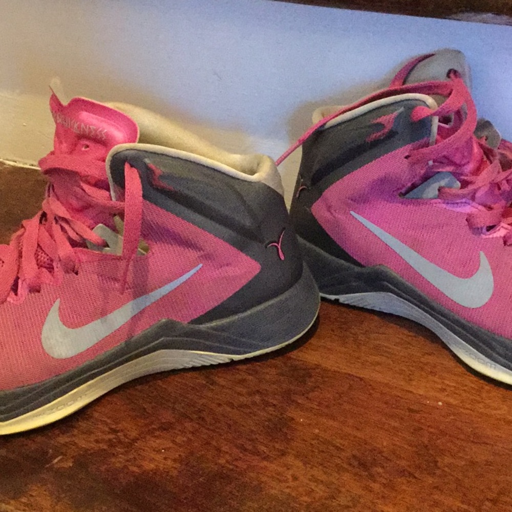 Nike Hyperquickness Breast Cancer 💞